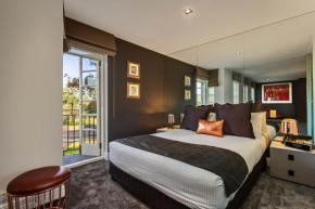 Гостиница Quest East Melbourne  Мельбурн
